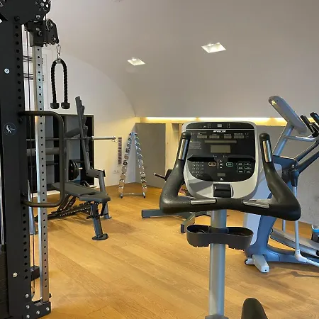 *brandnew* Modernes In Den Weinbergen Mit Pool Und Sauna *